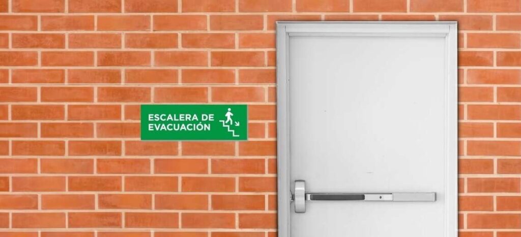 Señalización de escaleras evacuación